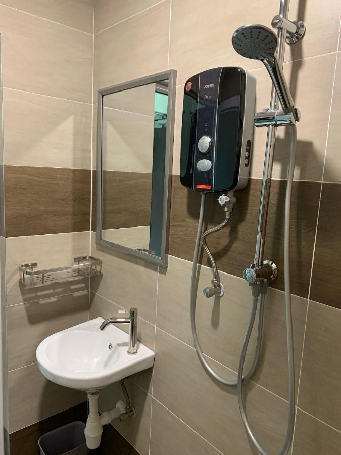 M Quality Hotel 话毛生 外观 照片