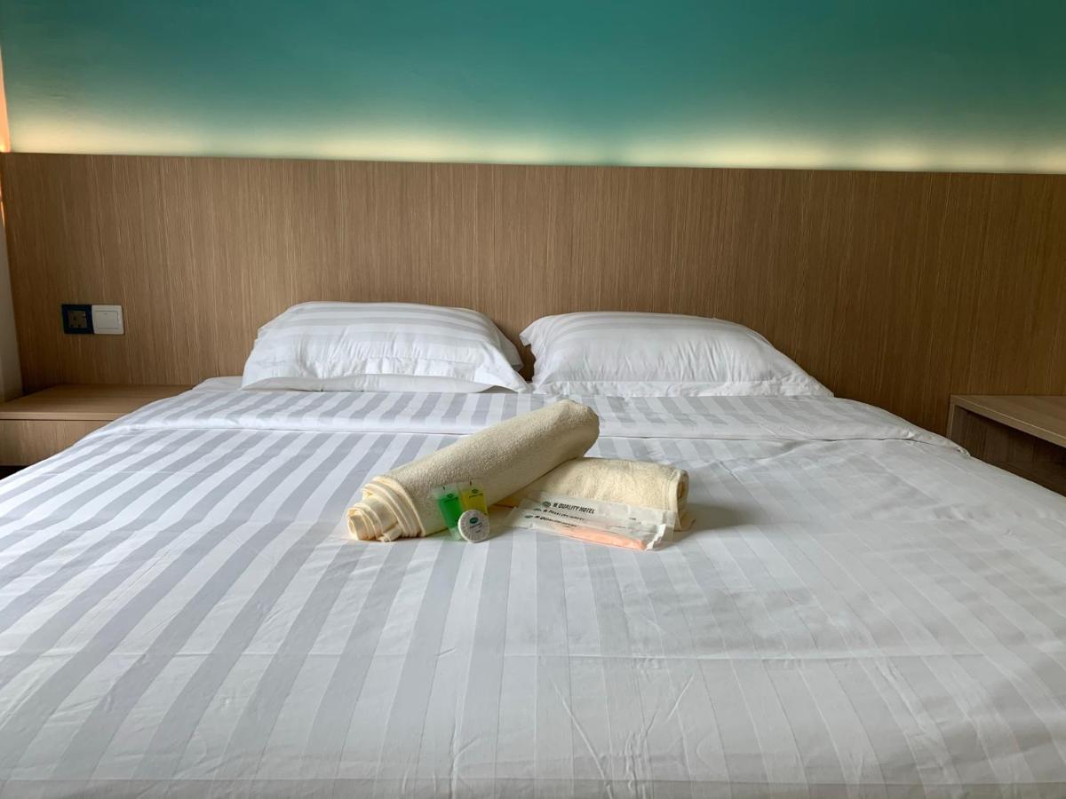 M Quality Hotel 话毛生 外观 照片